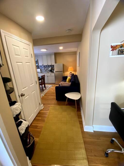 Cozy Boston Getaway Apartment! Free Parking Exterior photo