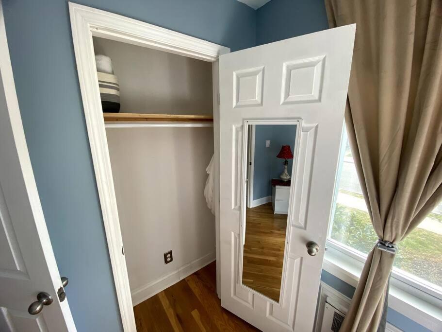 Cozy Boston Getaway Apartment! Free Parking Exterior photo