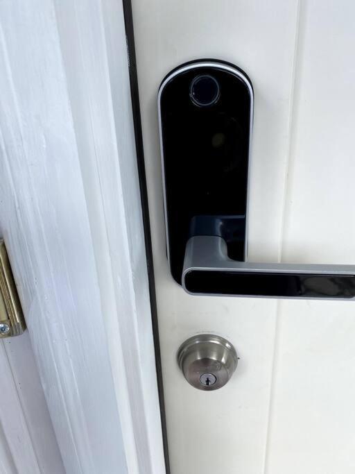 Cozy Boston Getaway Apartment! Free Parking Exterior photo